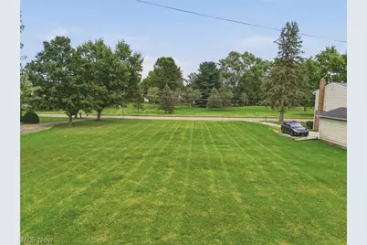 Boettler Street NE, Canton, OH 44721 - Photo 4