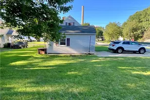 2492 24th St, Cuyahoga Falls, OH 44223 - Photo 14