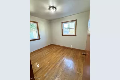 321 Elm Street, Coshocton, OH 43812 - Photo 12