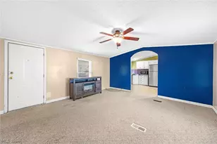 6544 Ricky Ln, Ravenna, OH 44266 - Photo 4