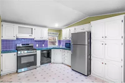 6544 Ricky Lane, Ravenna, OH 44266 - Photo 8