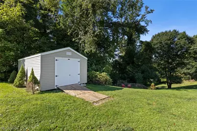 35210 Kirkwood Avenue, Barnesville, OH 43713 - Photo 12