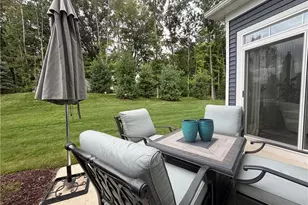 516 Port Side Dr, Avon Lake, OH 44012 - Photo 2