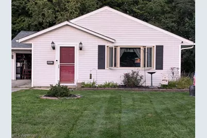 4885 Robinwood Drive, Mentor, OH 44060 - Photo 2