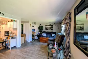 4885 Robinwood Dr, Mentor, OH 44060 - Photo 10