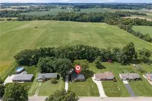 1375 Schrader Rd, North Lawrence, OH 44666 - Photo 2