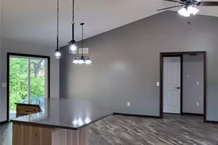 1175 Cyril Ave SW, Massillon, OH 44647 - Photo 8