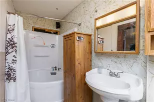 439 W Main St, Alliance, OH 44601 - Photo 20
