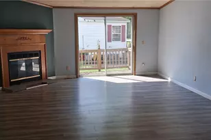 7278 Bennington Pike, Ravenna, OH 44266 - Photo 2