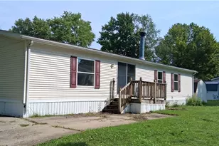 7278 Bennington Pike, Ravenna, OH 44266 - Photo 16