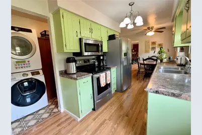 806 Geneva Street SW, Sugarcreek, OH 44681 - Photo 10