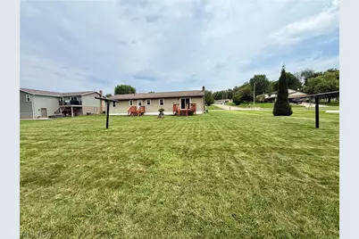 806 Geneva Street SW, Sugarcreek, OH 44681 - Photo 24