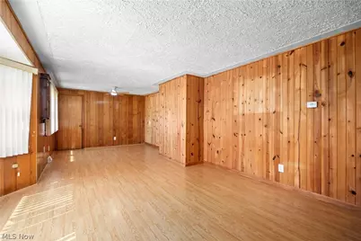 4885 Oster Road, Sheffield Lake, OH 44054 - Photo 16
