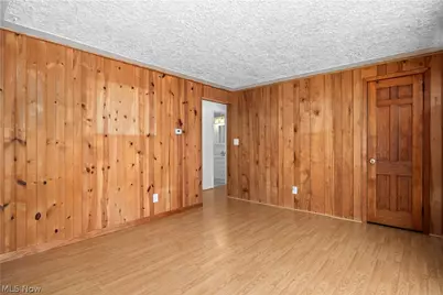 4885 Oster Road, Sheffield Lake, OH 44054 - Photo 14