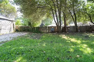 1056 Georgia Ave, Akron, OH 44306 - Photo 30