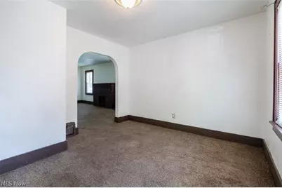 1056 Georgia Avenue, Akron, OH 44306 - Photo 8
