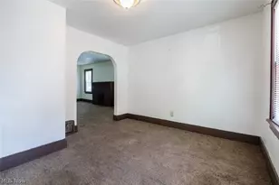 1056 Georgia Ave, Akron, OH 44306 - Photo 8