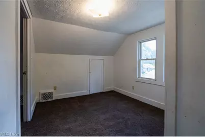 1056 Georgia Avenue, Akron, OH 44306 - Photo 22