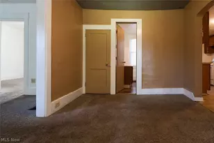 2157 18th St SW, Akron, OH 44314 - Photo 6