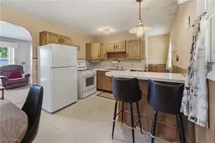 2425 Regentview St NE, Canton, OH 44705 - Photo 14