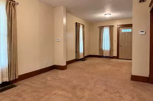 287 W North Ave, East Palestine, OH 44413 - Photo 12