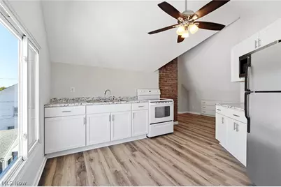 1293 Jackson Avenue #UP, Oakwood, OH 44107 - Photo 4