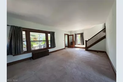 1370 Mathews Avenue, Oakwood, OH 44107 - Photo 8