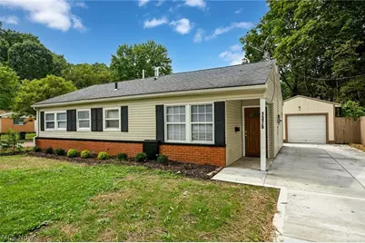 1376 Seward Avenue, Akron, OH 44320 - Photo 2