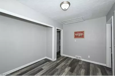 1376 Seward Avenue, Akron, OH 44320 - Photo 10