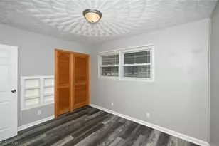 1376 Seward Ave, Akron, OH 44320 - Photo 18