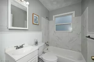 1376 Seward Ave, Akron, OH 44320 - Photo 24