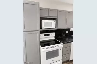 1376 Seward Avenue, Akron, OH 44320 - Photo 6