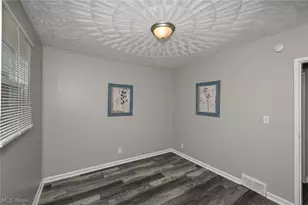 1376 Seward Ave, Akron, OH 44320 - Photo 20