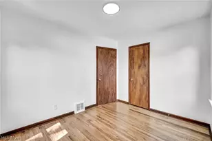 30082 Dorothy Dr, Wickliffe, OH 44092 - Photo 14