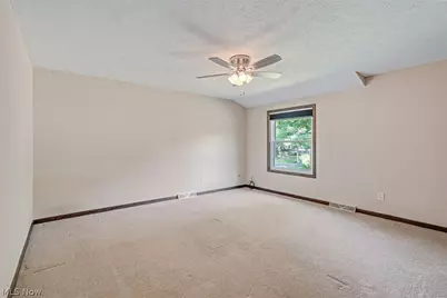 4468 Devonshire Drive #c, Youngstown, OH 44512 - Photo 16