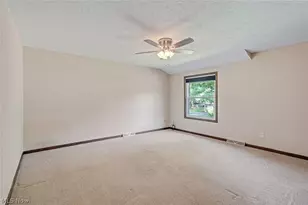 4468 Devonshire Dr, Youngstown, OH 44512 - Photo 16