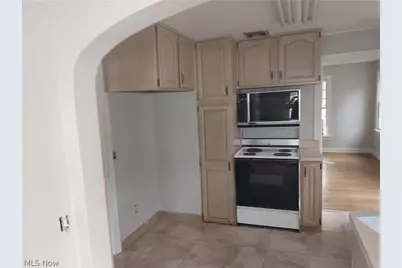 3251 Cleveland Boulevard, Lorain, OH 44052 - Photo 4
