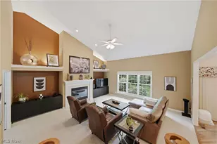 120 Pinehurst Dr, Aurora, OH 44202 - Photo 8