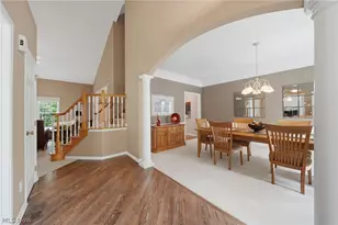 120 Pinehurst Dr, Aurora, OH 44202 - Photo 4