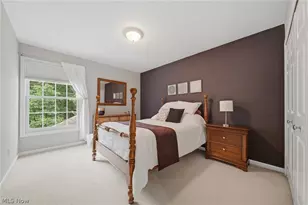 120 Pinehurst Dr, Aurora, OH 44202 - Photo 20