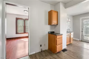 4303 Birchwood Ave, Ashtabula, OH 44004 - Photo 10