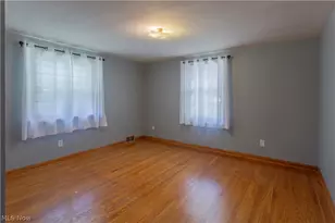 1553 Onondago Ave, Akron, OH 44305 - Photo 18