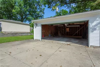 1553 Onondago Avenue, Akron, OH 44305 - Photo 26