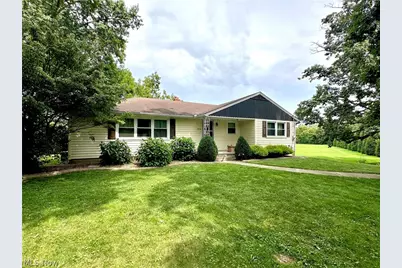 314 E Center Street, Smithville, OH 44677 - Photo 2