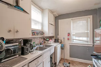 800 Halter Court NW, Canton, OH 44708 - Photo 6