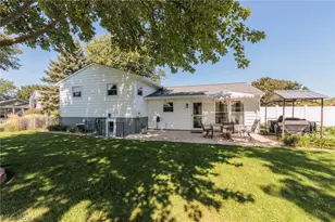 110 Birchwood Dr, Sandusky, OH 44870 - Photo 4
