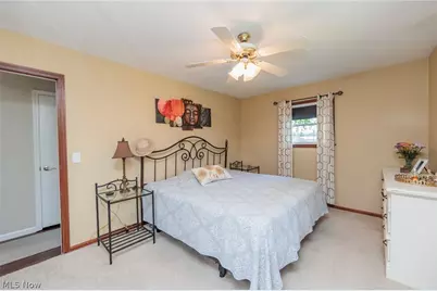 110 Birchwood Drive, Sandusky, OH 44870 - Photo 24