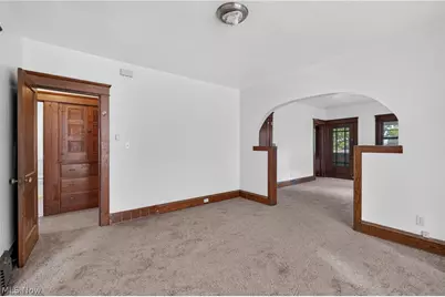 11616 Buckingham Avenue, Loveland, OH 44120 - Photo 14