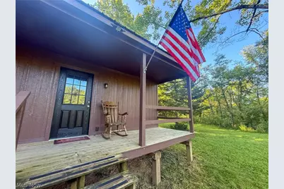 41298 Pleasant Ridge Rd, Graysville, OH 45734 - Photo 4