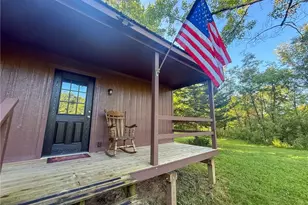 41298 Pleasant Ridge Rd, Graysville, OH 45734 - Photo 4